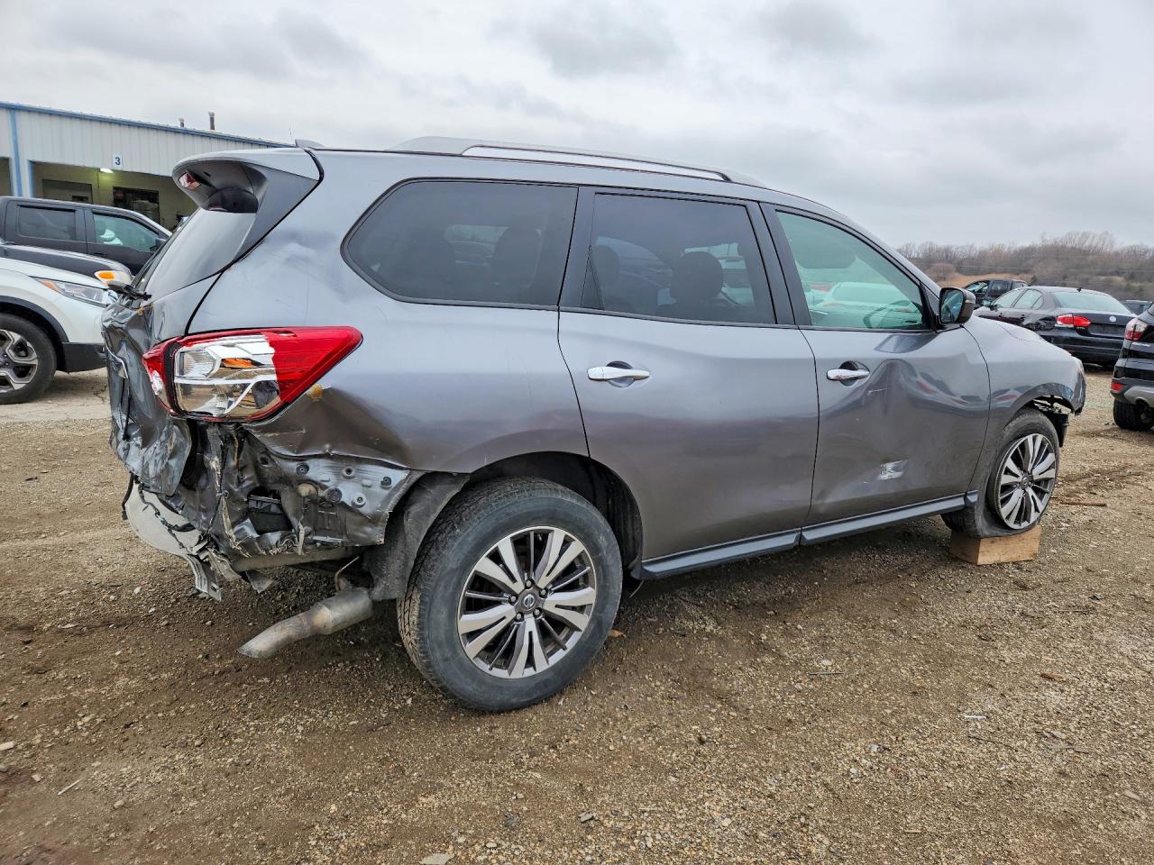 2020 NISSAN PATHFINDER SV photo 7
