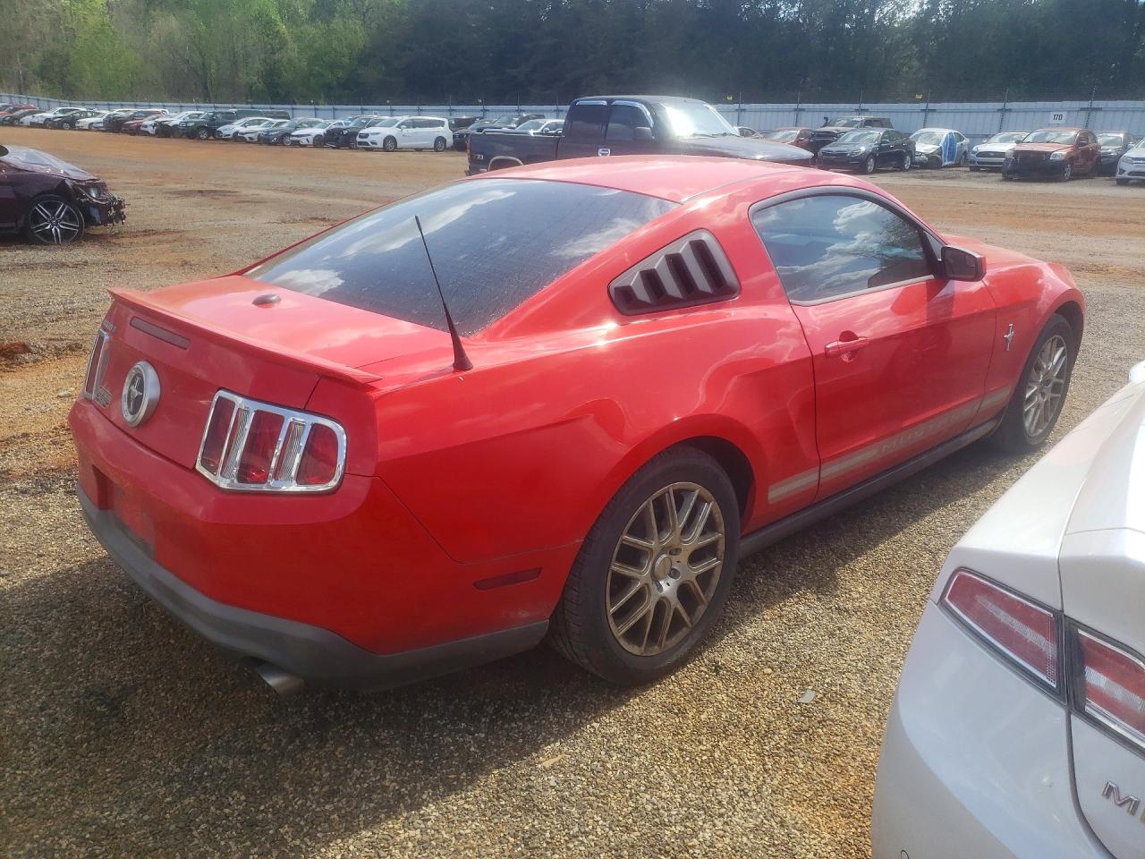 2012 FORD MUSTANG photo 5