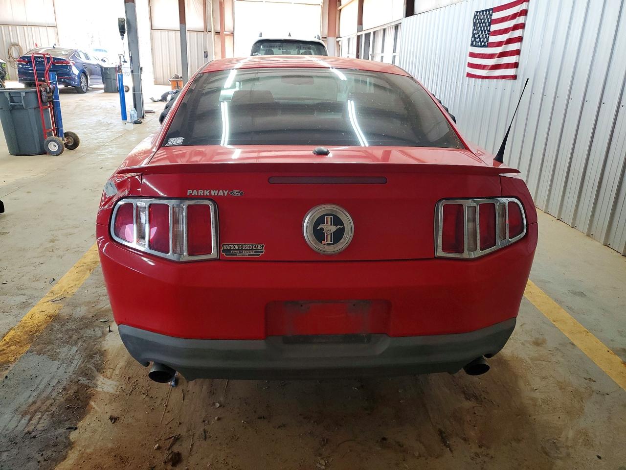 2012 FORD MUSTANG photo 11