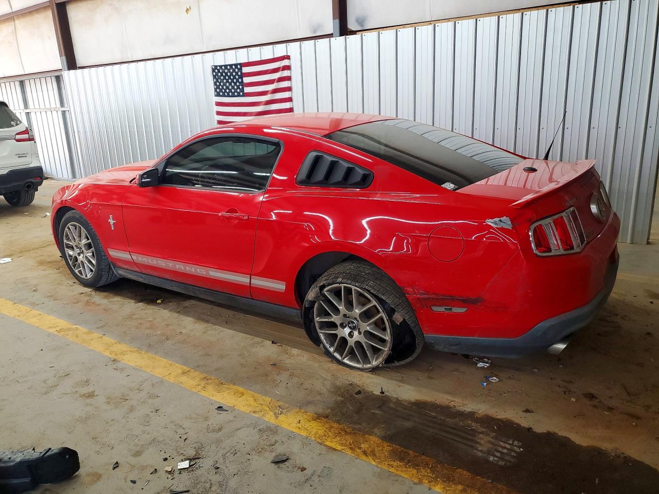 2012 FORD MUSTANG photo 3