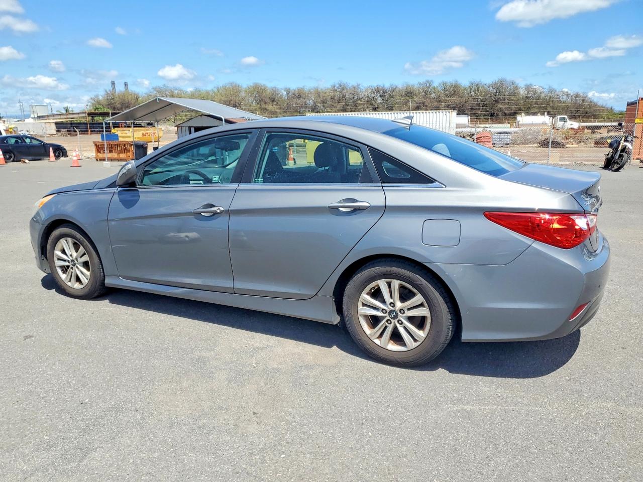 2014 HYUNDAI SONATA GLS photo 3