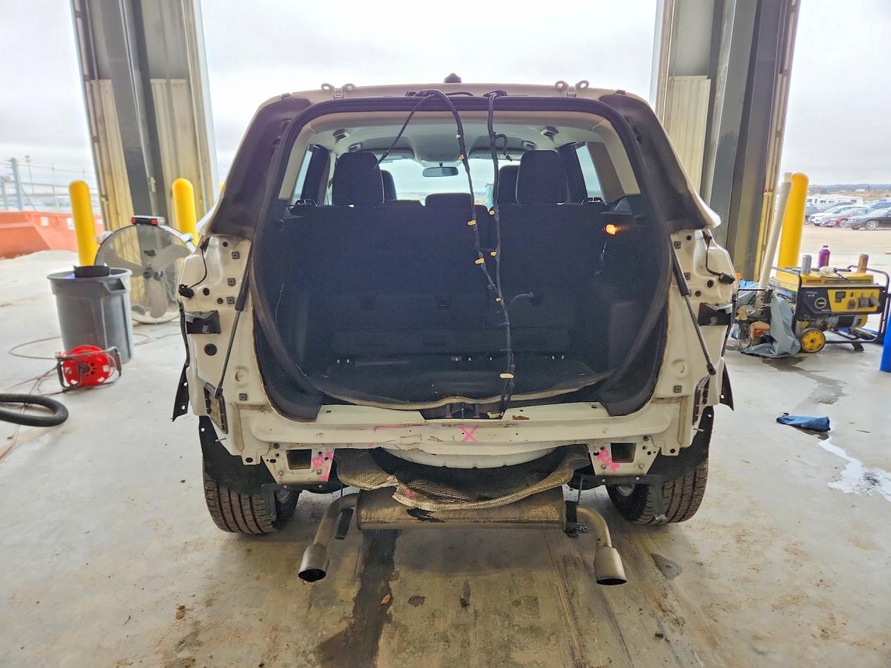 2017 FORD ESCAPE SE photo 16