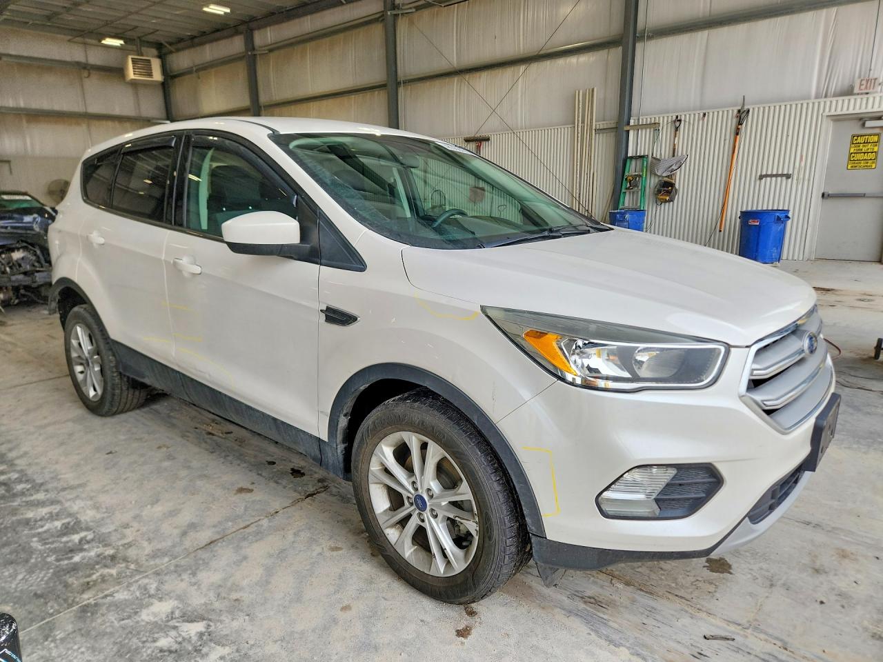 2017 FORD ESCAPE SE photo 10