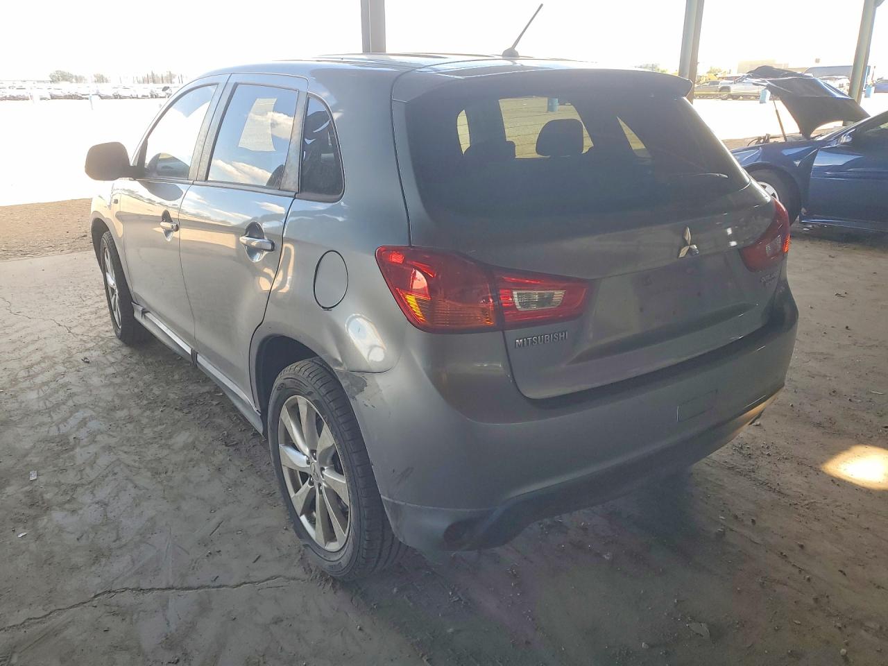 2014 MITSUBISHI OUTLANDER SPORT ES photo 2