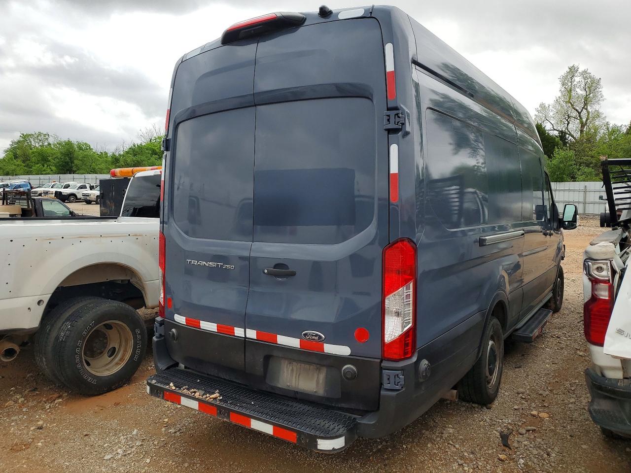 2020 FORD TRANSIT 250 DELIVERY VAN photo 5