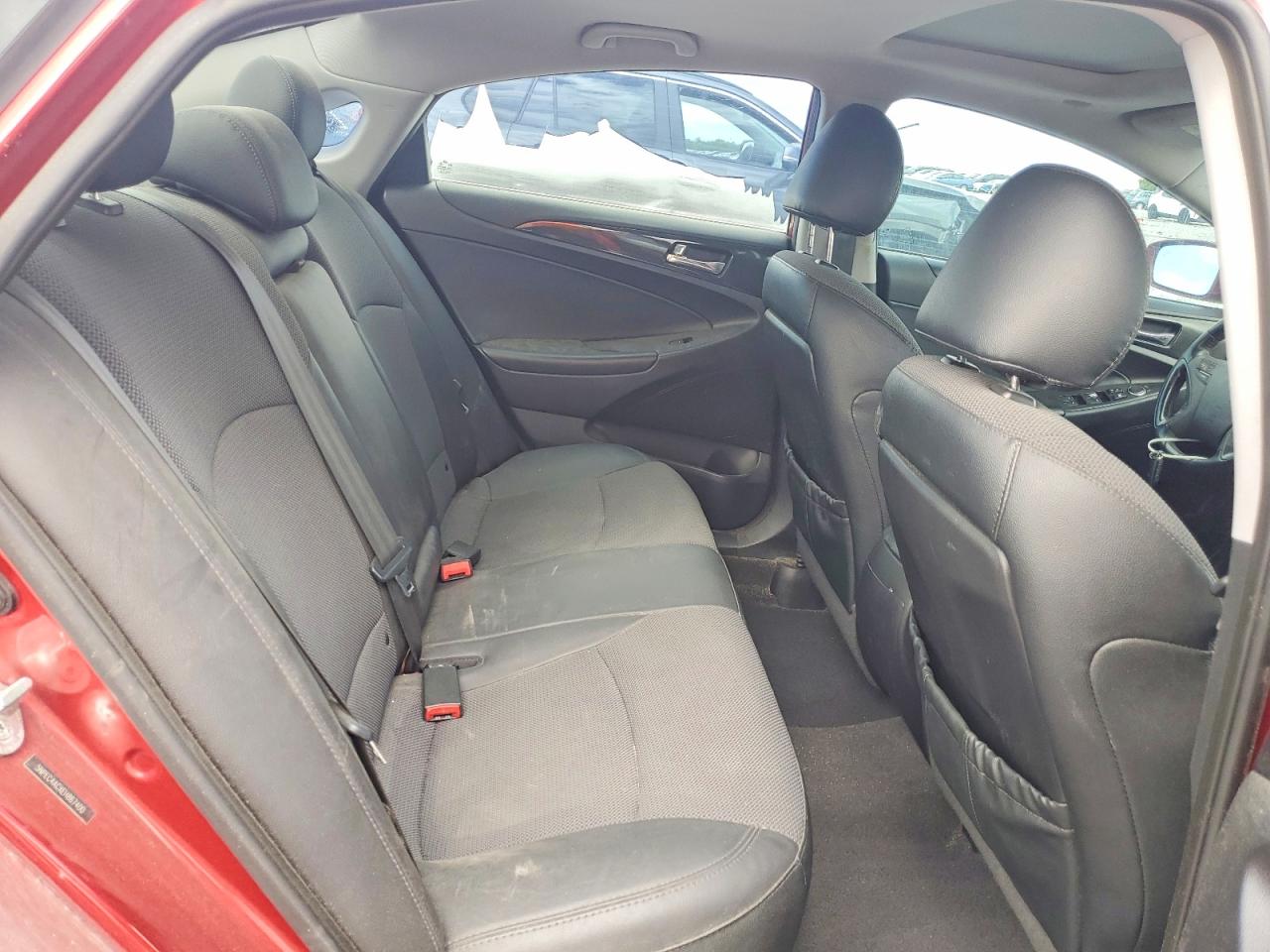 2014 HYUNDAI SONATA SE photo 19