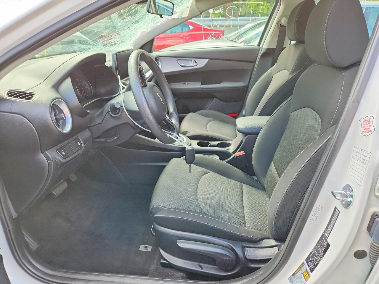 2024 KIA FORTE LXS photo 13
