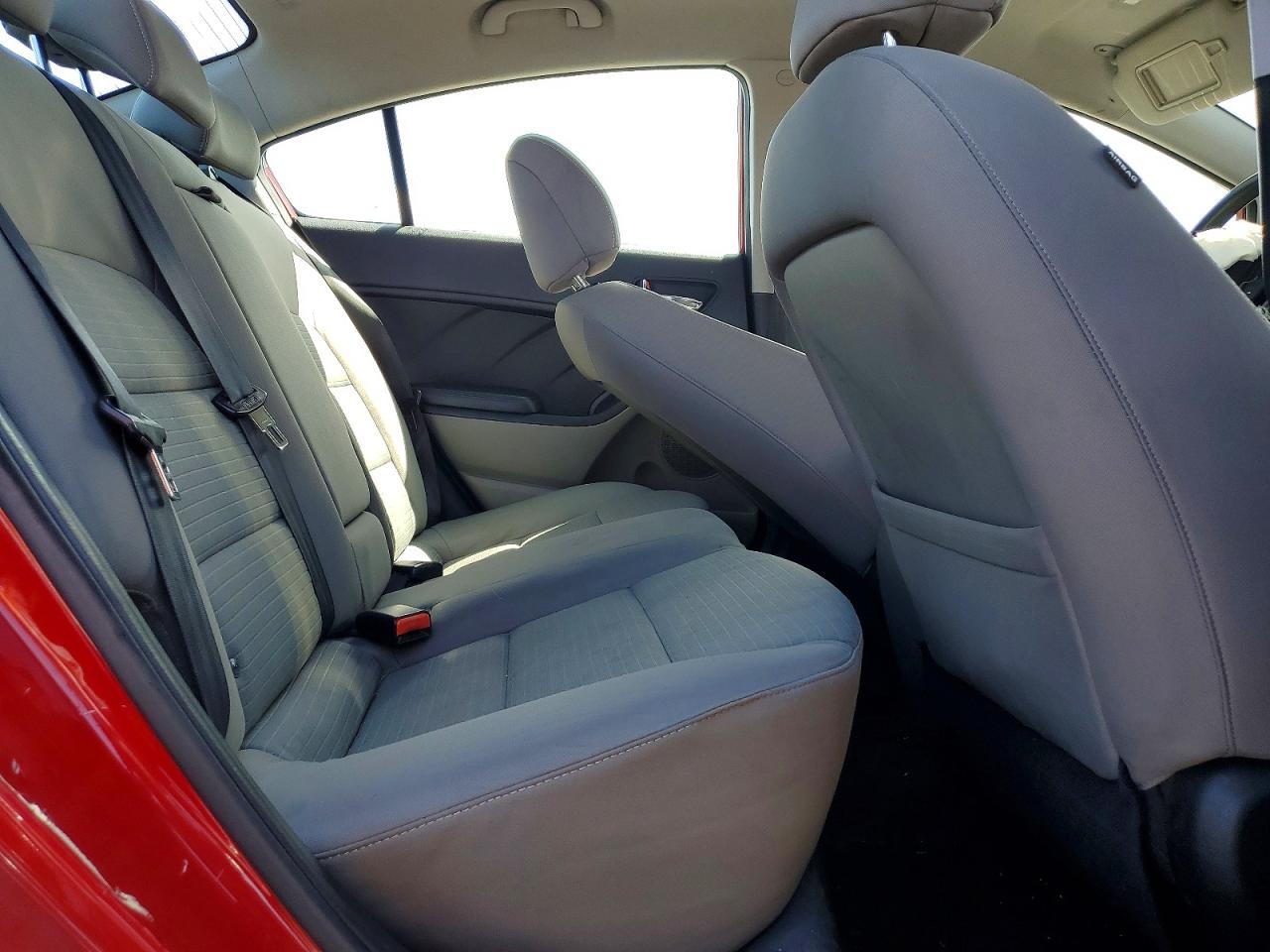 2015 KIA FORTE LX photo 28