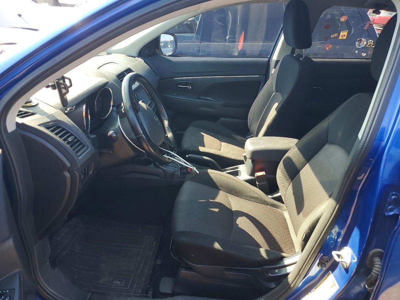 2016 MITSUBISHI OUTLANDER SPORT ES photo 13