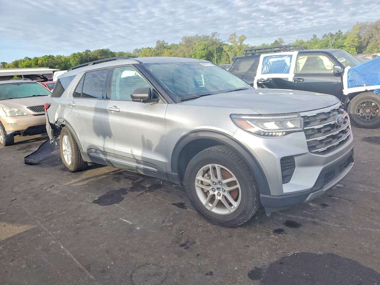 2025 FORD EXPLORER ACTIVE photo 4