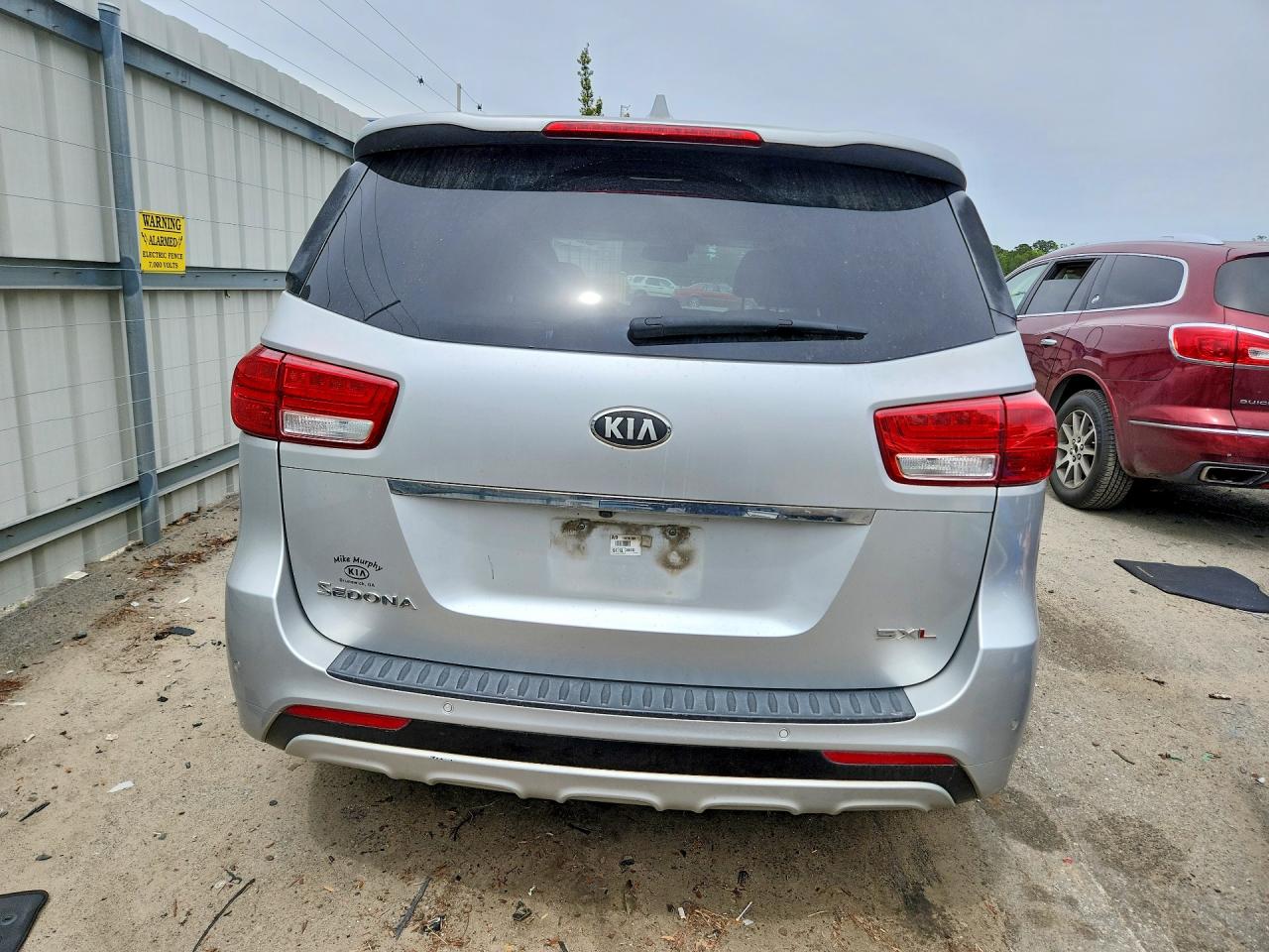 2016 KIA SEDONA LIMITED photo 11