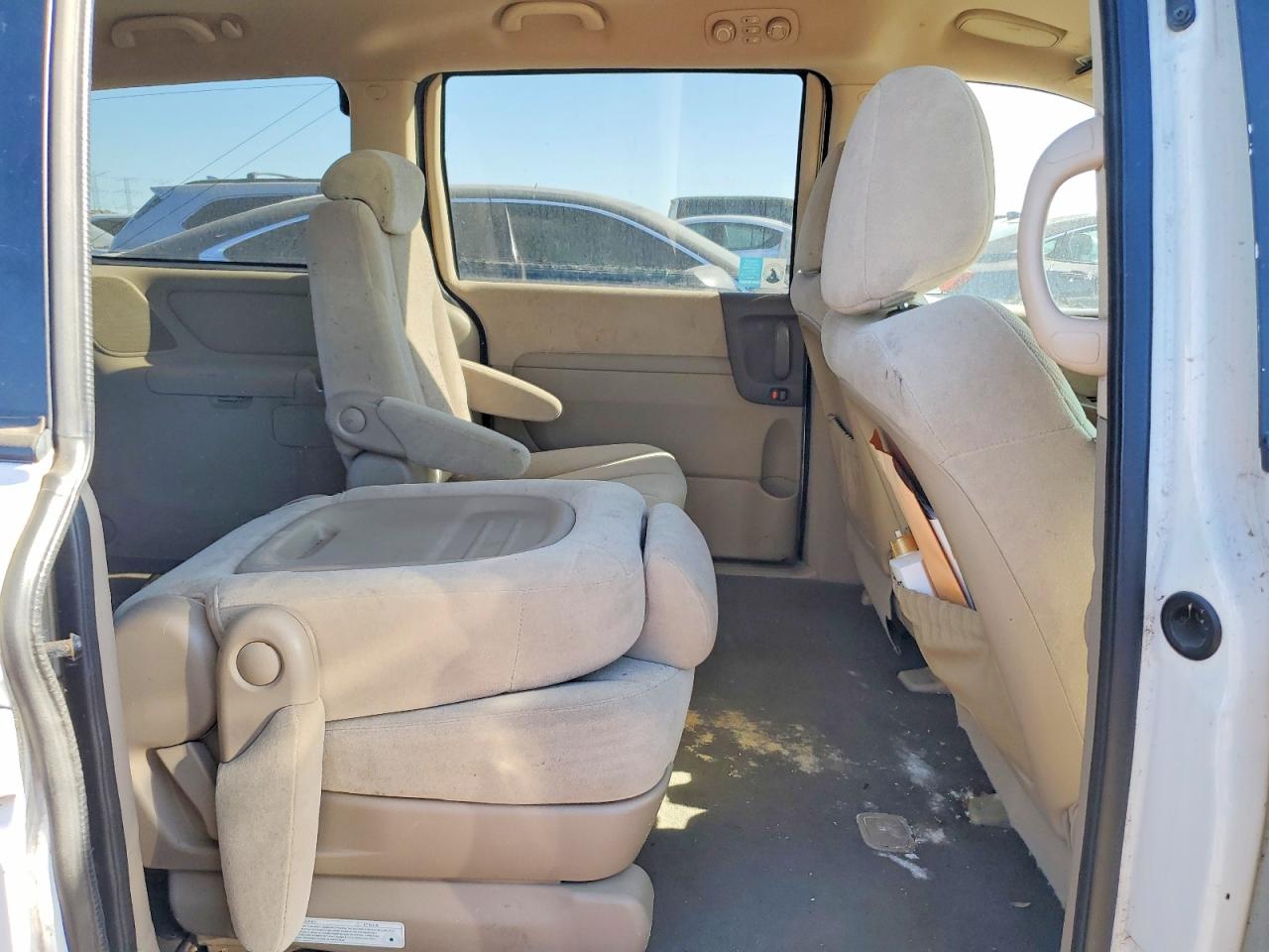 2008 KIA SEDONA LX photo 19
