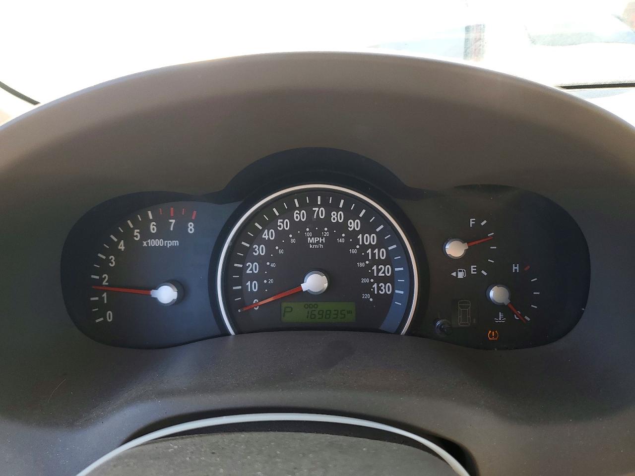 2008 KIA SEDONA LX photo 17