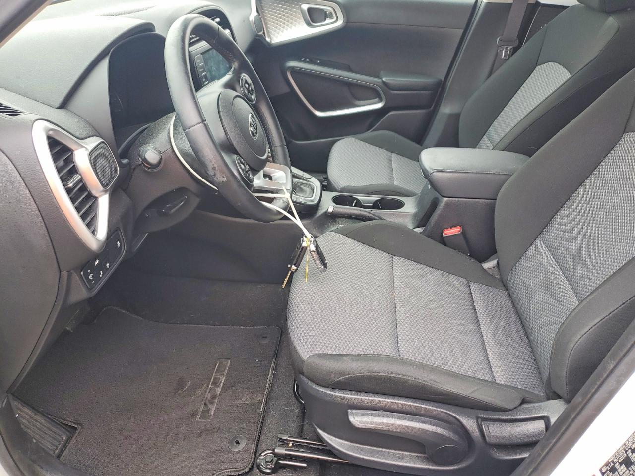 2021 KIA SOUL X-LINE photo 13
