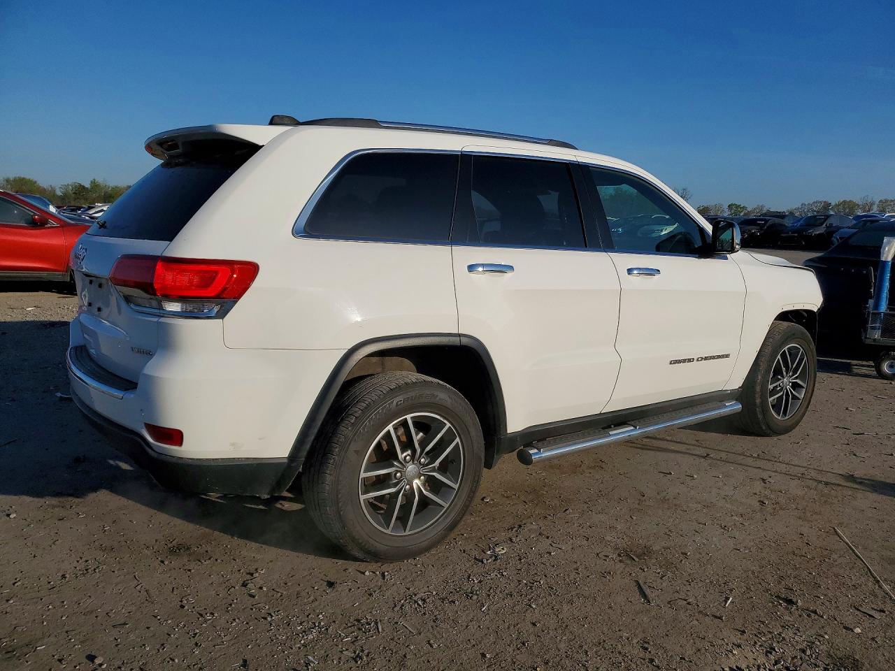2018 JEEP GRAND CHEROKEE LIMITED photo 3