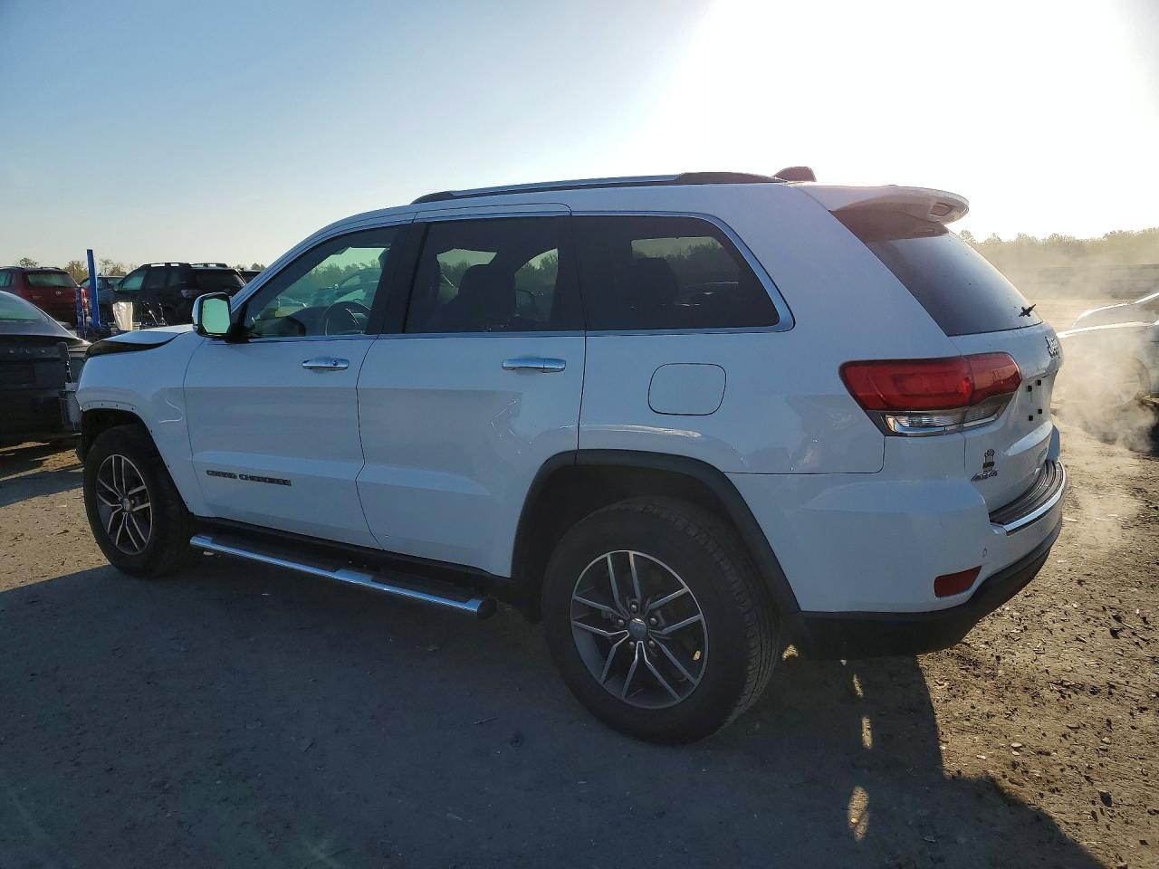 2018 JEEP GRAND CHEROKEE LIMITED photo 2