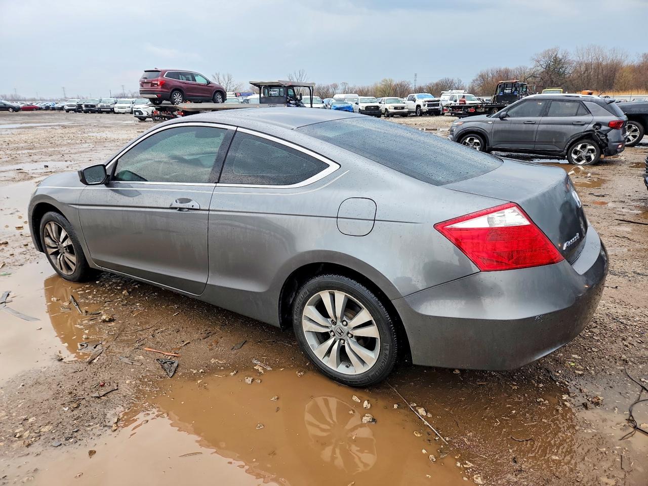 2010 HONDA ACCORD EX photo 2