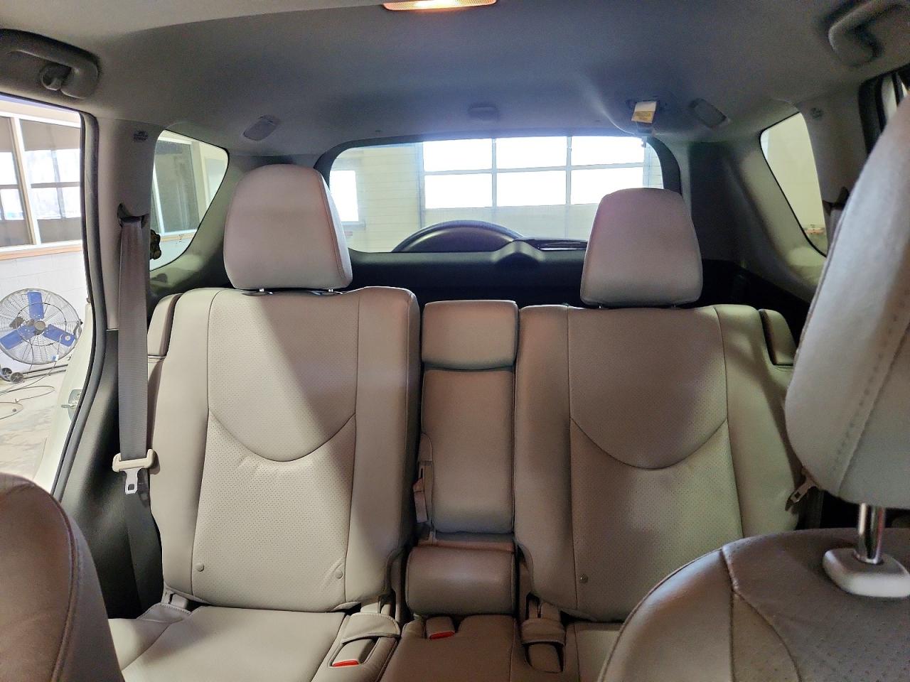 2011 TOYOTA RAV4 LIMITED photo 19
