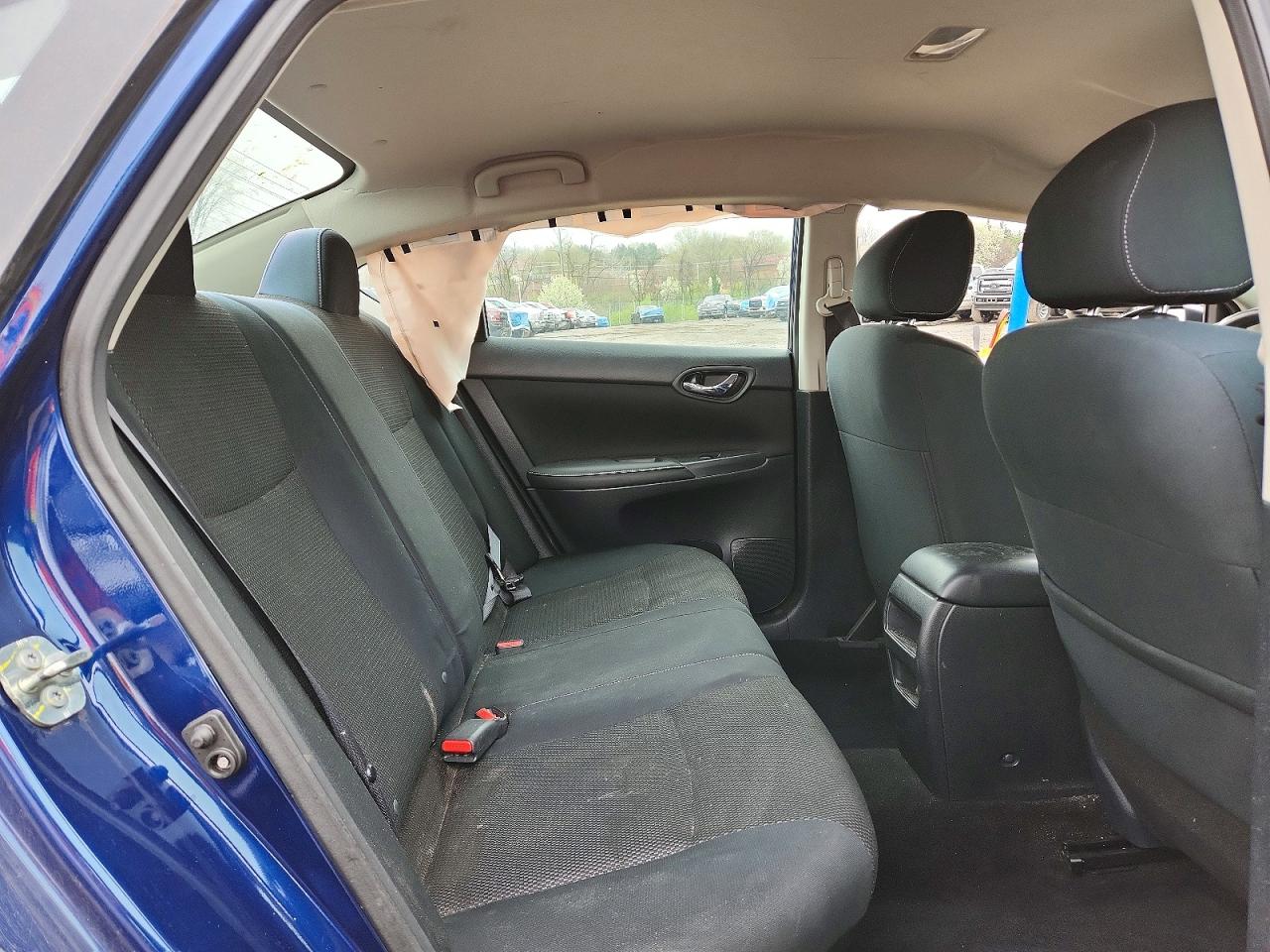 2019 NISSAN SENTRA S photo 19