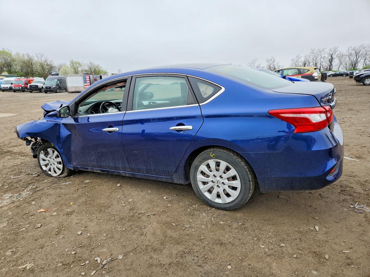 2019 NISSAN SENTRA S photo 3