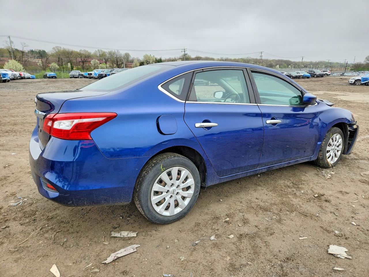 2019 NISSAN SENTRA S photo 5