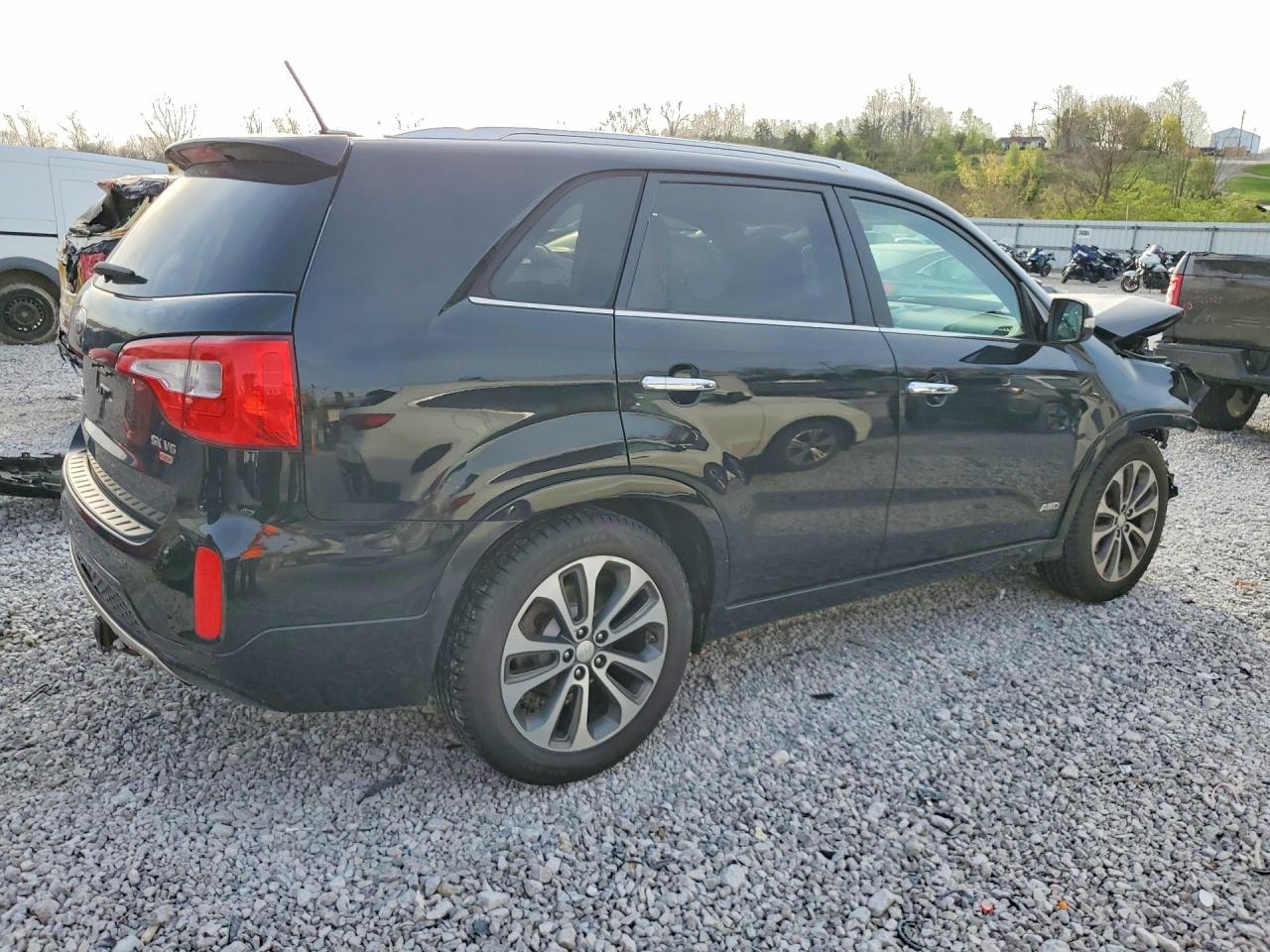 2014 KIA SORENTO photo 5