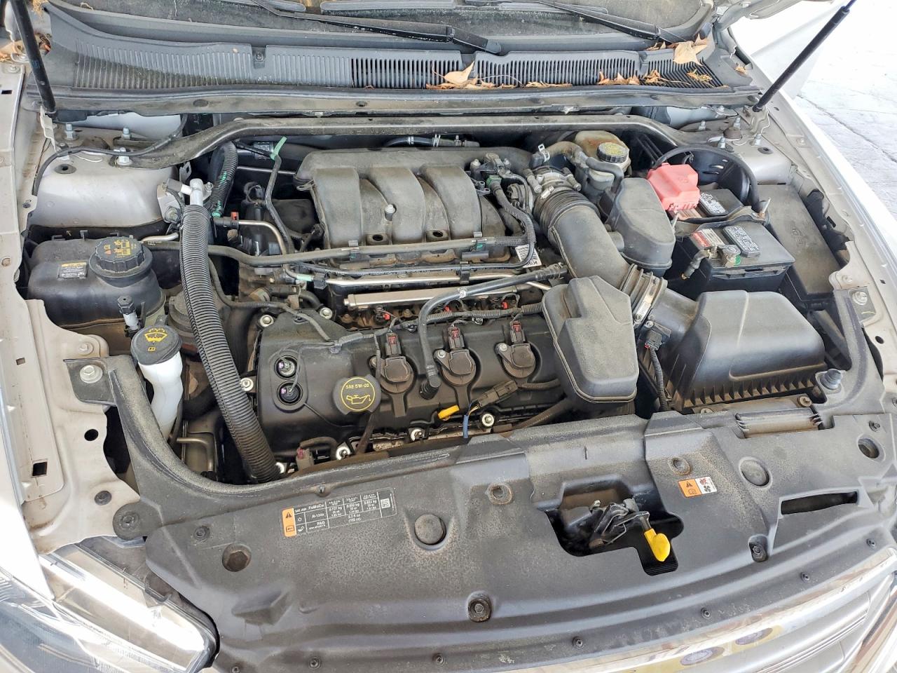 2015 FORD TAURUS SEL photo 31
