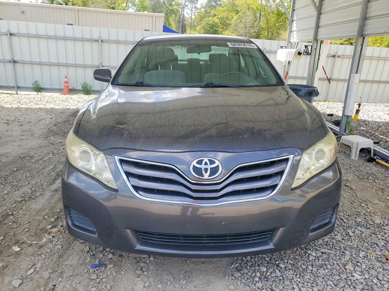 2010 TOYOTA CAMRY LE photo 9