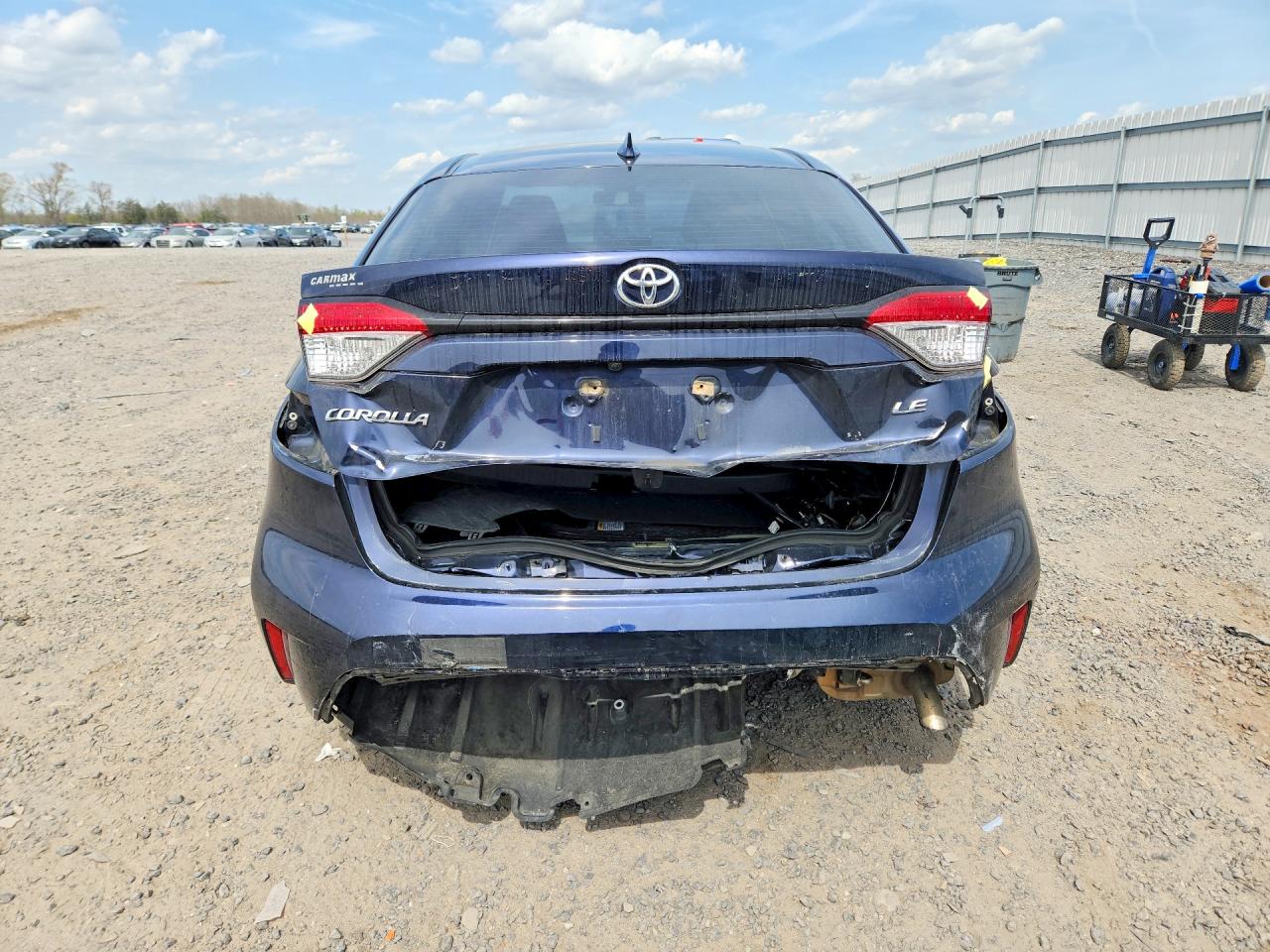 2021 TOYOTA COROLLA LE photo 11
