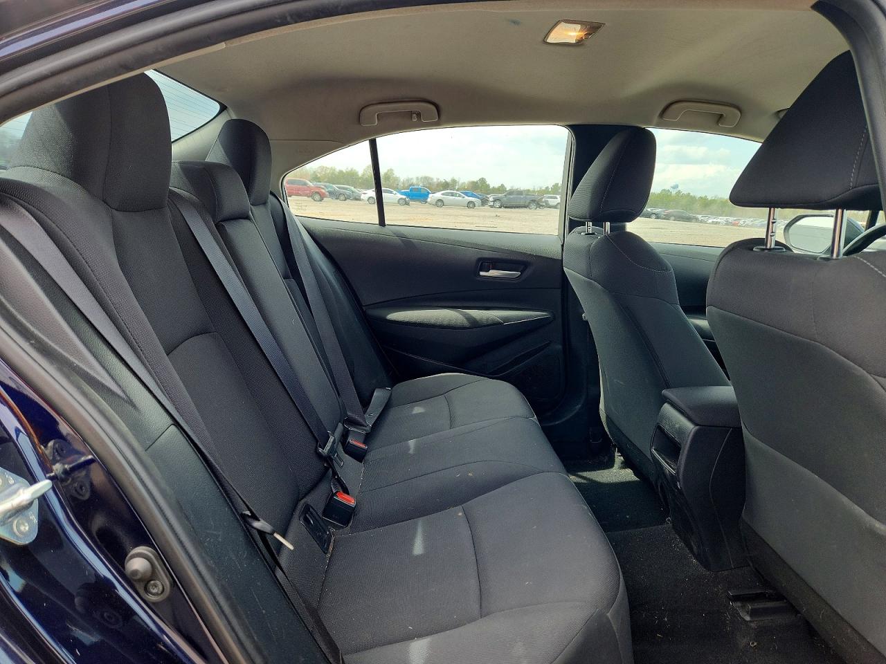 2021 TOYOTA COROLLA LE photo 19