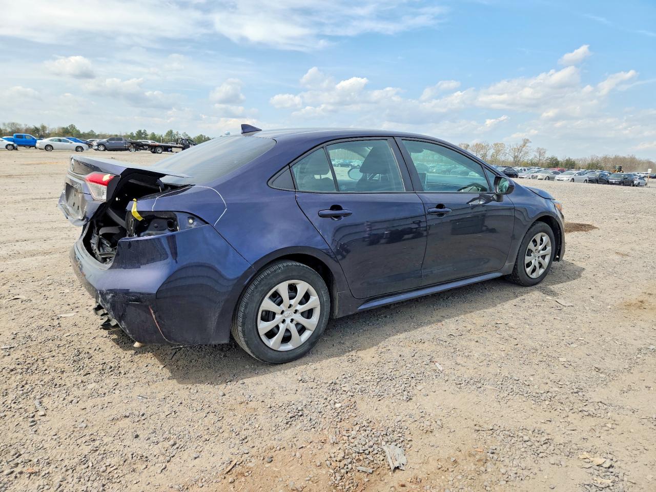 2021 TOYOTA COROLLA LE photo 5