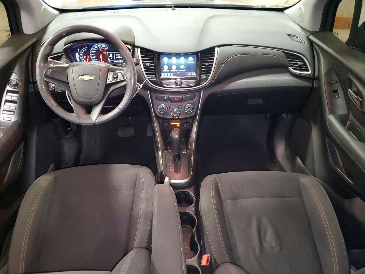 2018 CHEVROLET TRAX LS photo 8