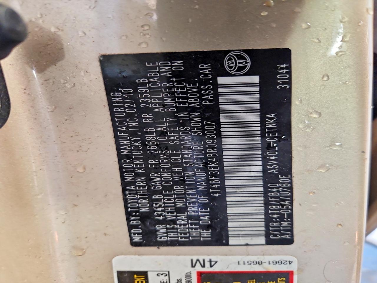 2011 TOYOTA CAMRY LE photo 23