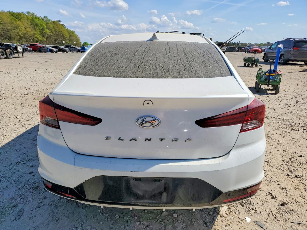 2019 HYUNDAI ELANTRA SEL photo 11