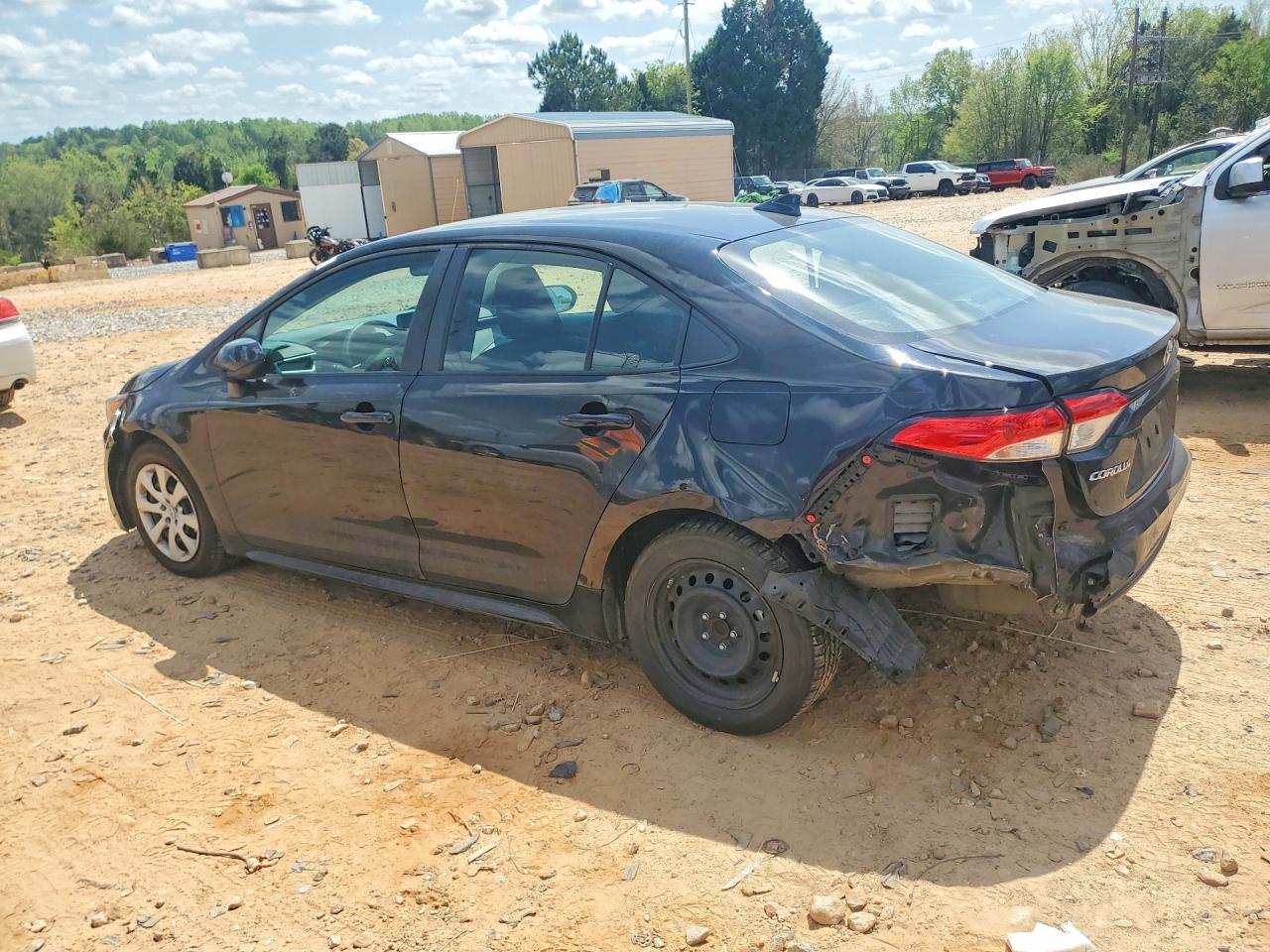 2024 TOYOTA COROLLA LE photo 3