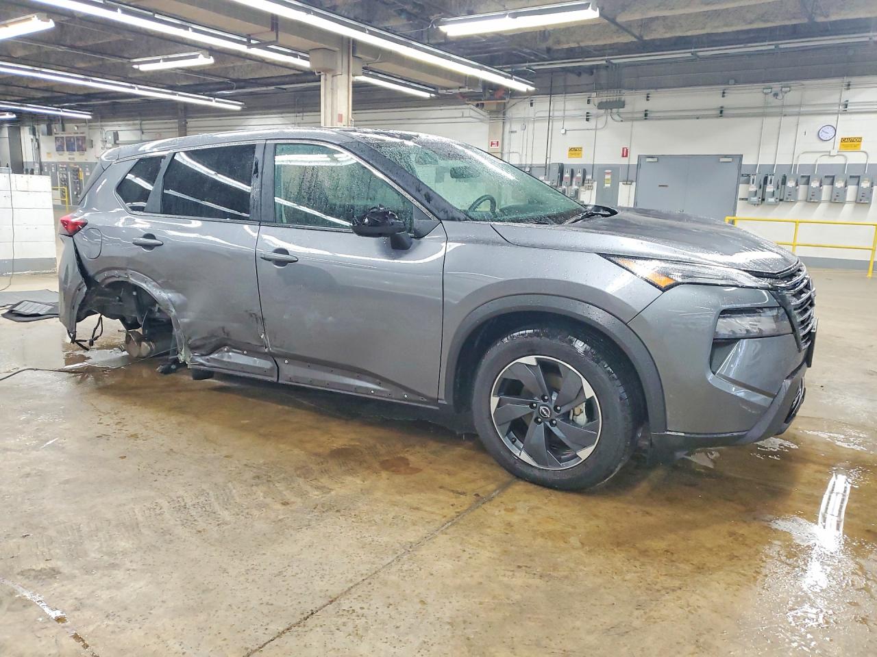 2025 NISSAN ROGUE SV photo 4