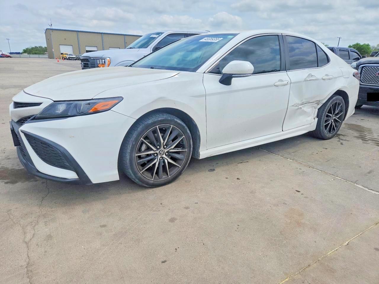 2023 TOYOTA CAMRY