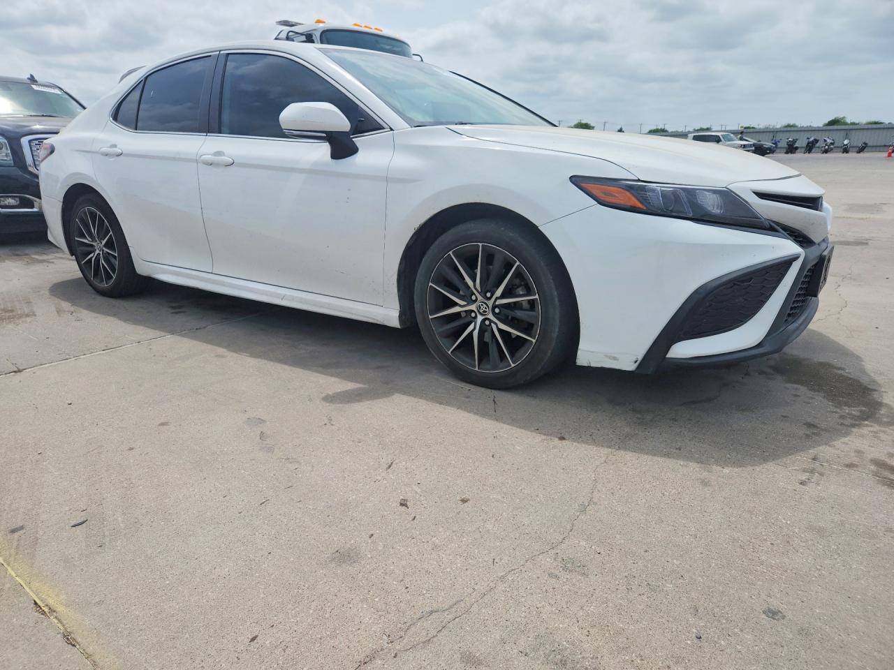 2023 TOYOTA CAMRY SE photo 10