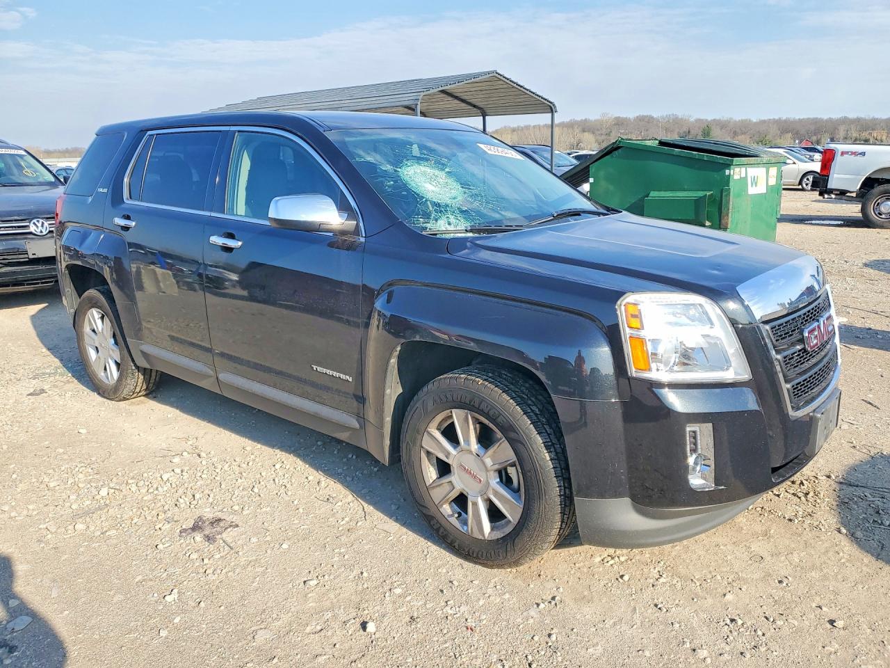 2012 GMC TERRAIN SLE photo 4