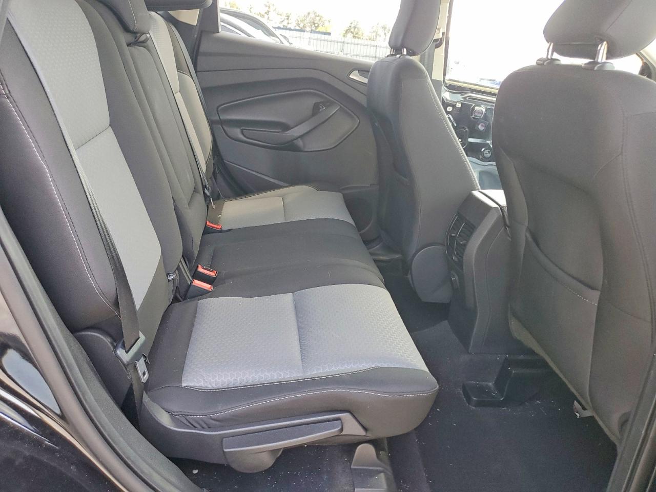 2019 FORD ESCAPE SE photo 21