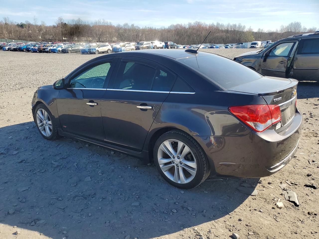 2015 CHEVROLET CRUZE LTZ photo 3