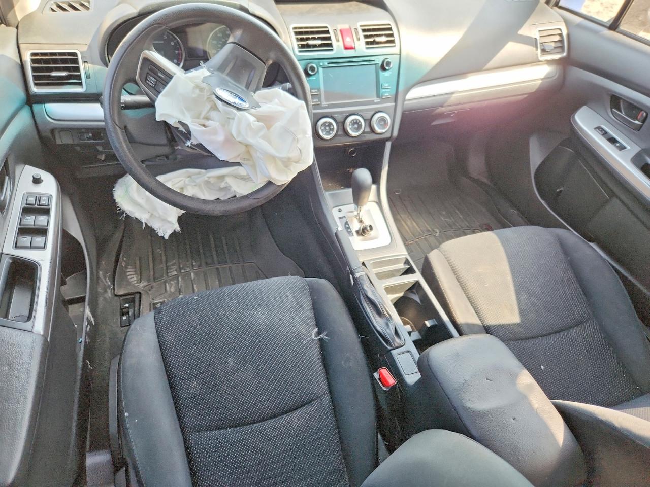 2015 SUBARU IMPREZA photo 15