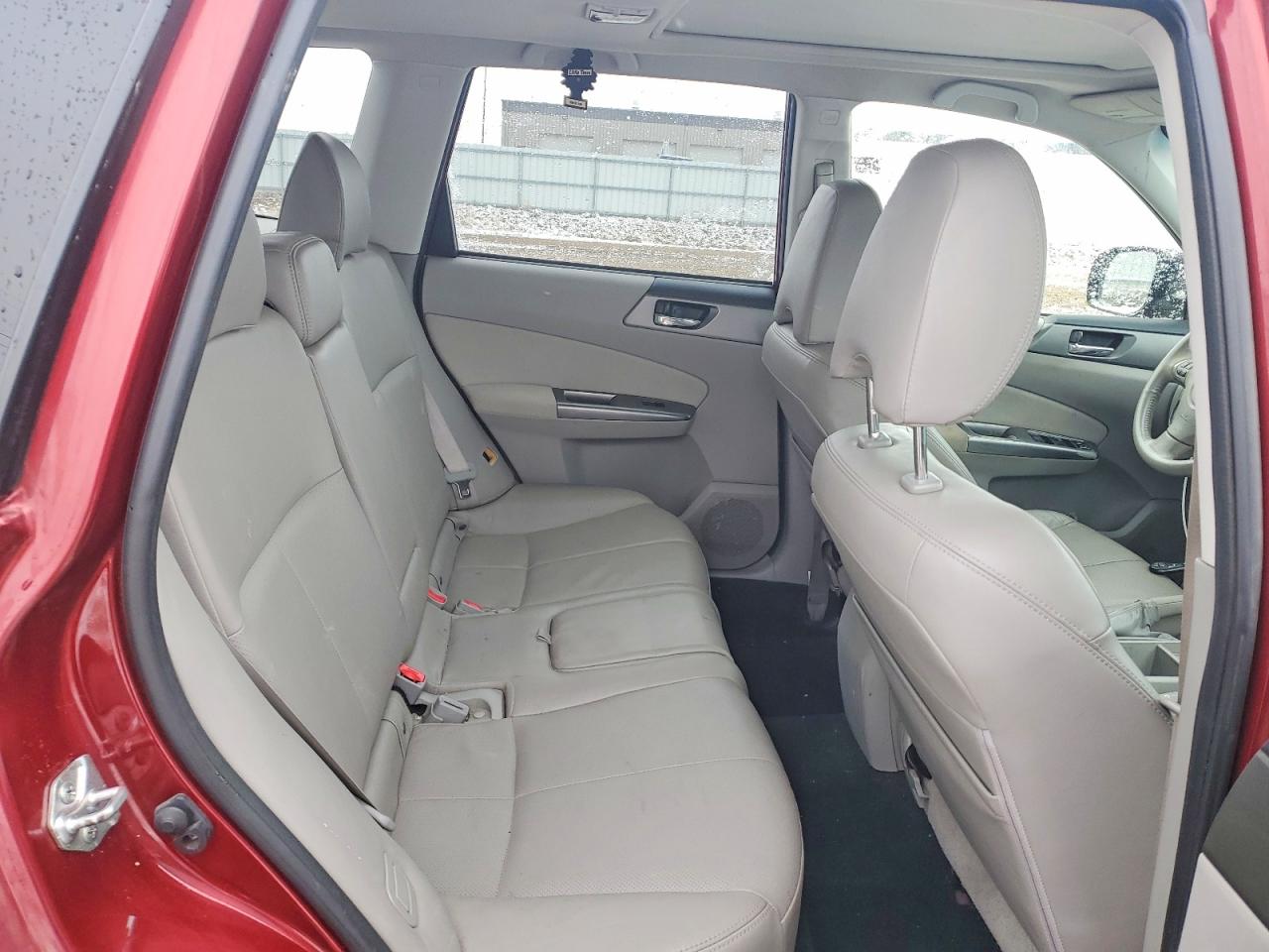 2011 SUBARU FORESTER TOURING photo 31