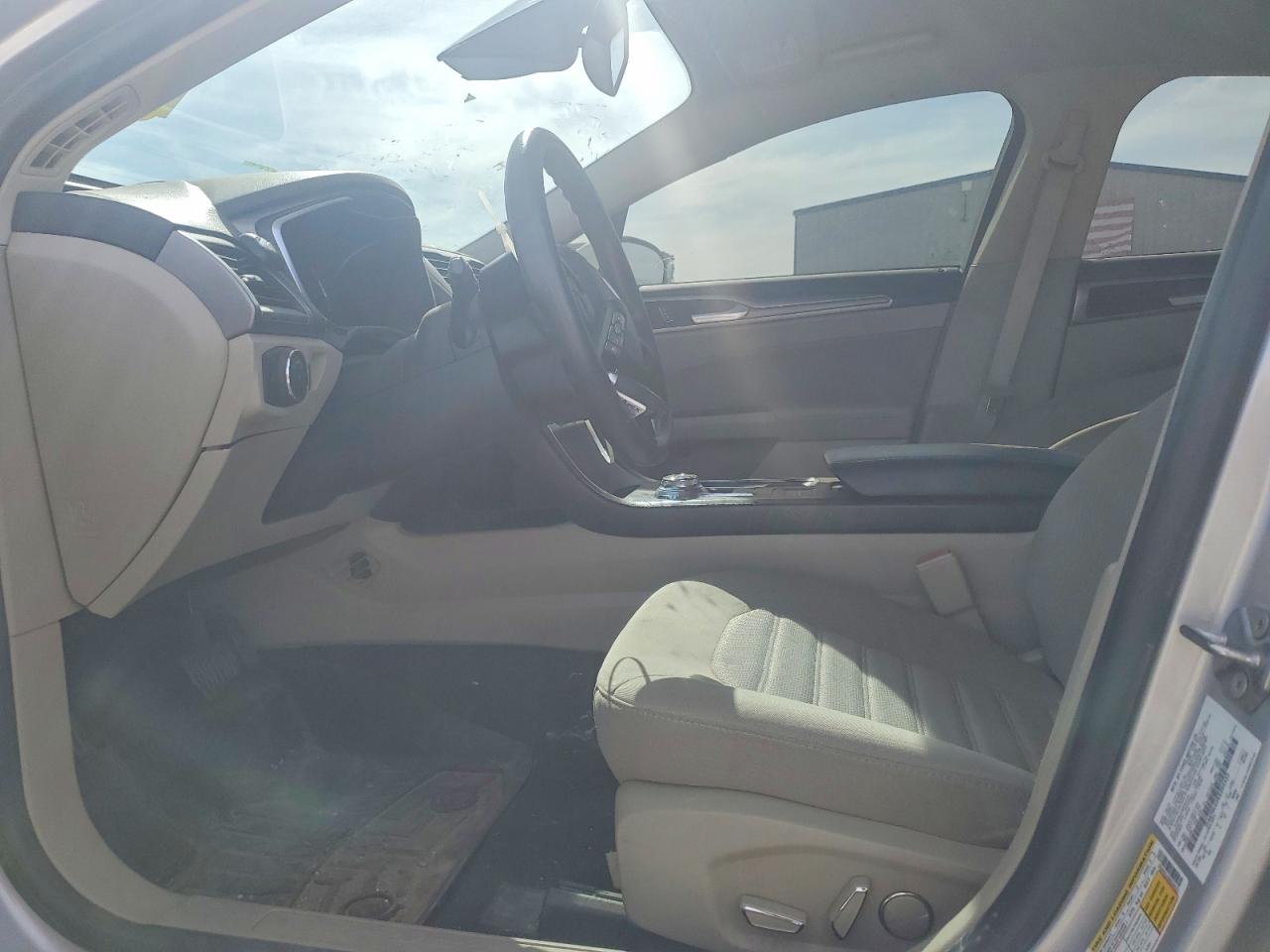 2019 FORD FUSION SE photo 13
