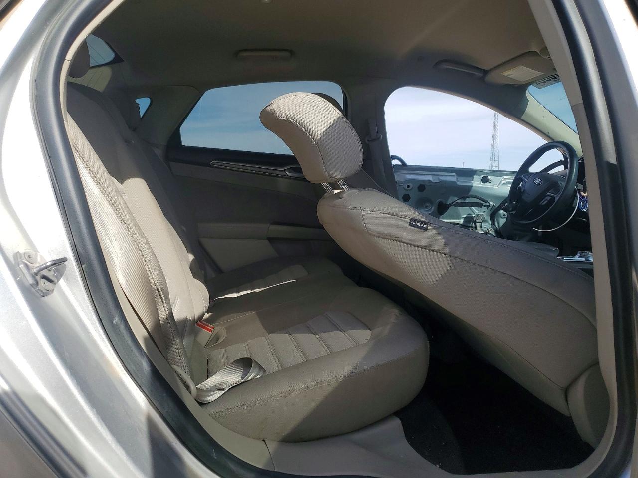 2019 FORD FUSION SE photo 19