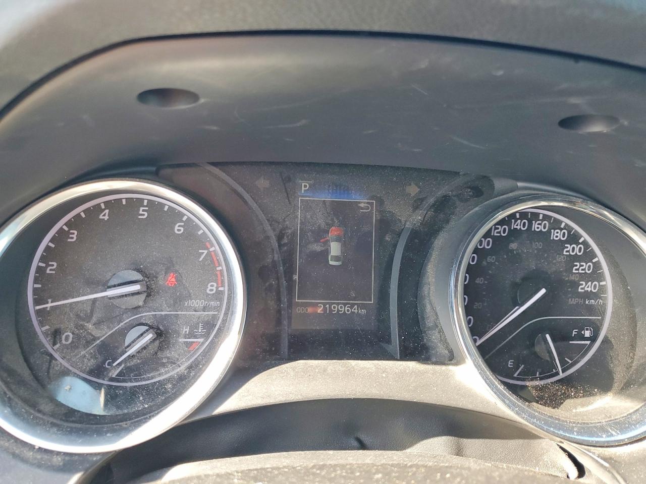 2020 TOYOTA CAMRY SE photo 25