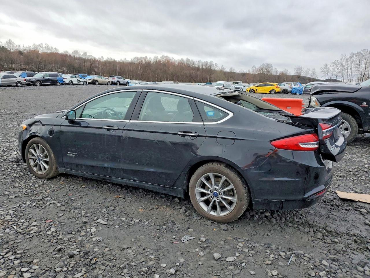 2018 FORD FUSION SE PHEV photo 3