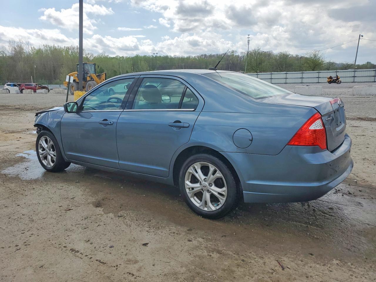 2012 FORD FUSION SE photo 3