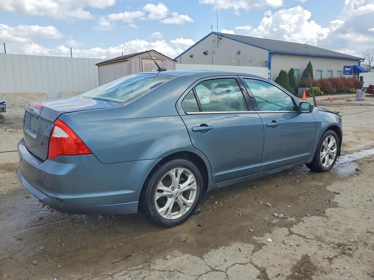 2012 FORD FUSION SE photo 5