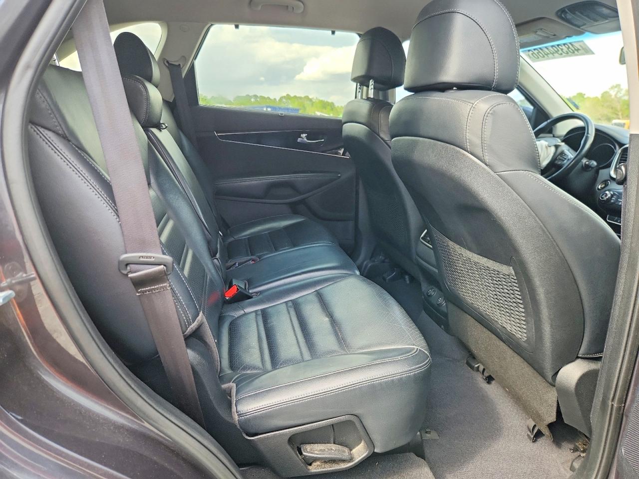 2017 KIA SORENTO EX V6 photo 21